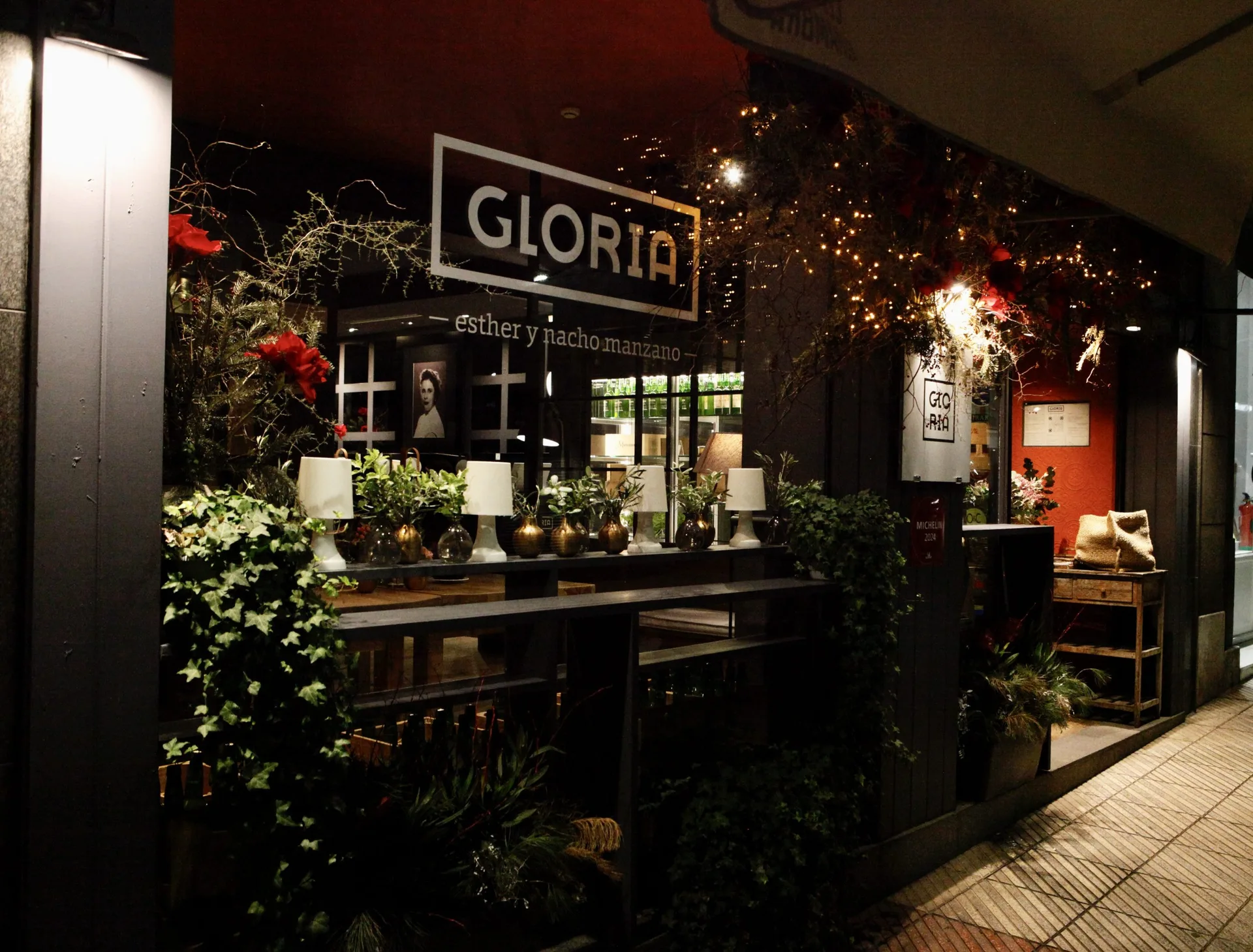 Gloria opening by Esther and Nacho Manzano — corporate event in Asturias