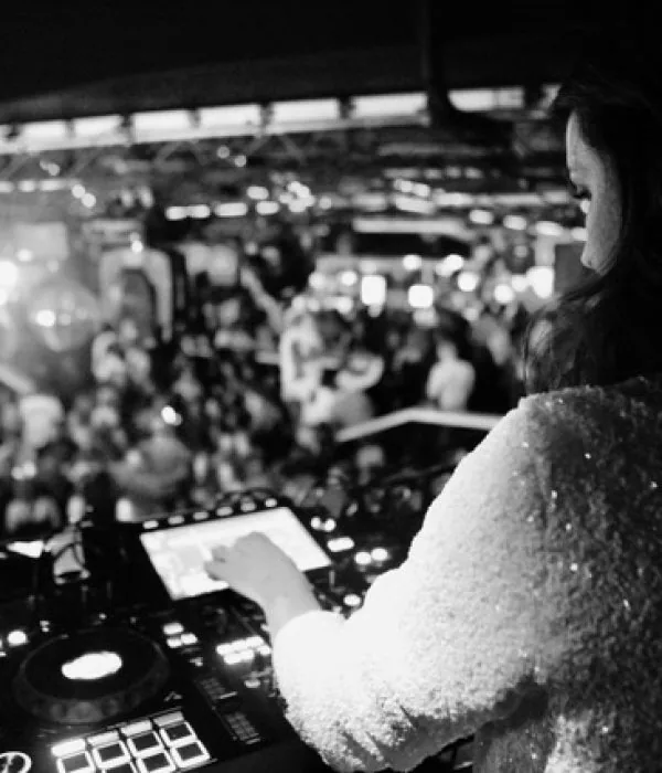 DJ María Martín portrait